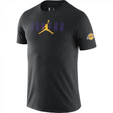 Jerry west (#44 against jeff mullins of the golden state warriors) led the lakers to nine appearances in the nba finals during the 1960s & 1970s. T Shirt Nba Los Angeles Lakers Nike Courtside Statement Black Basket4ballers