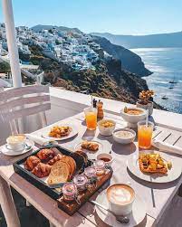 Allofluxurious Voyage Gratuitement Et Deviens Libre Beautiful Places To Travel Hotel Breakfast Travel Food