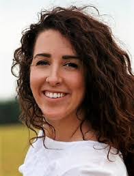 Nicole Almanza's Instagram, Twitter & Facebook