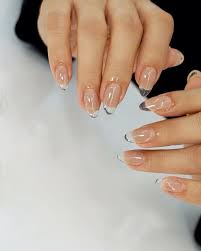 Pin By R A On In 2020 Minimalist Nails Pretty Acrylic Nails Dream Nails