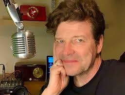 In conversation with Richard Syrett, host