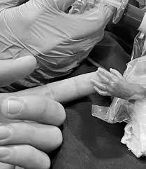 Whindersson nunes diz que chorou ao ver filho se mexendo na barriga. 9xksdwolv9 Akm