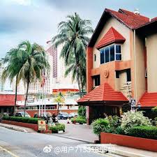 Tgu kt kaunter di bwh tu, bg surat saman n ic then org kt kaunter bgtau location court yg akan dgr kes me nnt. Photos At Mahkamah Petaling Jaya Petaling Jaya Selangor