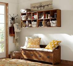 Meubles Entree Idees De Rangement Et De Decoration Petit Meuble Rangement Mobilier De Salon Idee Rangement