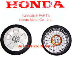 Even if you have operated other mowers, take time to become familiar with how this mower works and. Honda Hrr216vka Hrr216vla Hrr216vya Lawn Mower Set Of 2 Rear Drive Wheels Oem Ebay