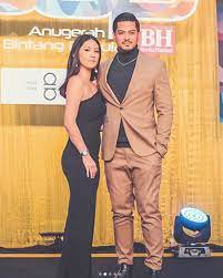 See more of anugerah bintang popular bh on facebook. Foto Fesyen Selebriti Bertemakan Melangkaui Sempadan Di Anugerah Bintang Popular Bh 32