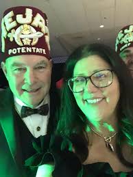 Thanking mentors and friends in the shrine association