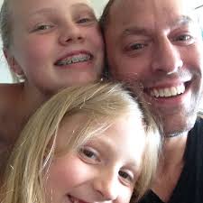 Stream To Make You Feel My Love by Steve Stine Guitar