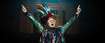 El cantante llegó a vender 300 millones de discos, y ha ganado dos óscar, ambos en la categoría de mejor canción original. Watch Official Video Of Taron Egerton S Cover Of Rocket Man Awardswatch