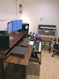 Custom Wood Studio Recording Desk Etsy Modernhomeofficefurniturecolour Home Studio Desk Recording Studio Desk Studio Desk