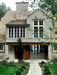 27 Modern Farmhouse Exterior Design Ideas For Stylish But Simple Look Ruang Harga Lake Houses Exterior Cottage House Exterior Modern Farmhouse Exterior