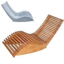15 Transats Ou Chaises Longues Design A Poser Au Bord De La Piscine