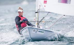 Nu hun rustdag van gisteren hadden zowel emma plasschaert als wannes van laer vandaag de wind in de zeilen. Goud Op Je 24ste Razend Knap Oostende Hln Be