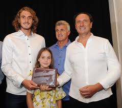 Julia apostoli, the mother of stefanos tsitsipas, was a. Greek Community Honours Tennis Star Tsitsipas For Uniting Greeks Photos Videos Neos Kosmos