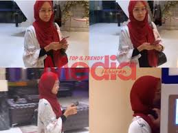 Search the world's information, including webpages, images, videos and more. Video Perempuan Kalau Tak Makeup Rakam Video Secara Sembunyi Khai Bahar Usik Manja Siti Nordiana Media Hiburan