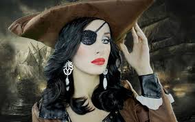 Pirat Schminken Augenklappe Glitzer Rote Lippen Pirat Schminken Schminken Fasching