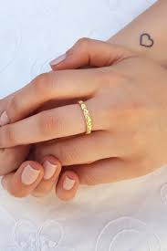 Unique Women S Wedding Band 18k Gold Wedding Band Gold Etsy Unique Wedding Bands For Women 18k Gold Wedding Bands Womens Wedding Bands