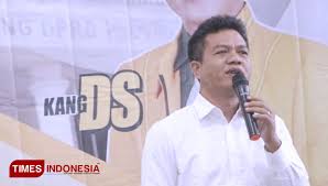 550 ribu per siswa per tahun. Dampak Covid 19 Komisi V Dprd Jabar Desak Gubernur Realisasikan Bantuan Ke Sekolah Times Indonesia