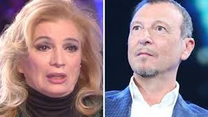 In 1964 with the song non ho l'età performed by gigliola cinquetti and in 1990 with the song insieme: Iva Zanicchi E L Insospettabile Retroscena Di Sanremo 2020