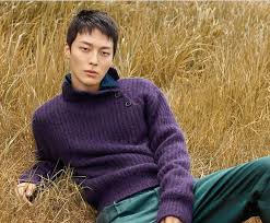 You'll remember him from the drama go back couple (2017). Rising Actor Jang Ki Yong To Cameo In Touch My Heart