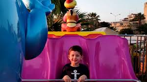 Cesme Lunapark Ucan Hali Youtube