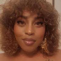 Ivy Howard's Instagram, Twitter & Facebook