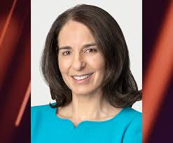 Distinguished Leader: Barbara Becker