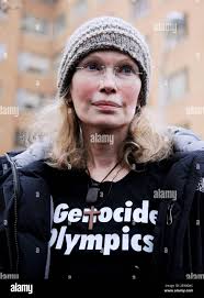 T jo hi-res stock photography and images