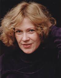 Documental "Por fin tus huellas": La película que rescata del olvido el  nombre y la obra de Gloria Camiruaga