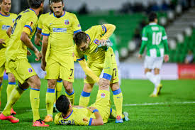 In acel moment, chelsea era detinatoarea ligii campionilor si venea pe arena nationala sa joace in optimile europa league. Rio Ave V Steaua Bucuresti Uefa Europa League 2014 15 Fotos Ceroacero Es