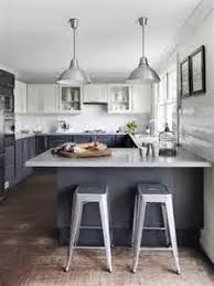 Dark Bottom Light Top Cabinets Kitchen Trends Home Kitchens Kitchen Design
