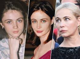 Jump to navigation jump to search. Photos Emmanuelle Beart A 57 Ans Retour Sur L Evolution Physique De La Comedienne
