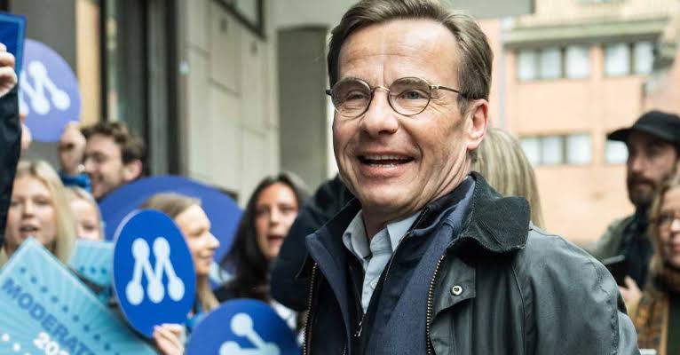 Kristersson ”tror inte han kände till” svägerskan i styrelsen