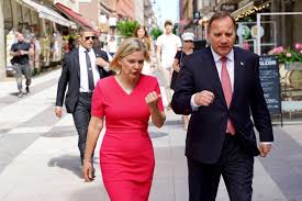 Eva magdalena andersson, född 23 januari 1967 i vaksala församling i uppsala, 1 är en svensk civilekonom och politiker (socialdemokrat).sedan 2014 är magdalena andersson sveriges finansminister, den första kvinnan på den posten i en socialdemokratisk regering. Magdalena Andersson