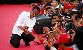Wiranto berkata, pilihan raya indonesia pada tahun ini, terbesar dalam sehari di dunia, dijalankan secara aman dan telus jakarta: Malaysiakini Hadi Gerun Anak Komunis Naga Besar Dalam Pilihan Raya Indonesia