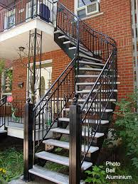 Trouvez les meilleurs idées escalier extérieur en photos qui vous feront rêver. Escaliers Exterieurs En Aluminium Et Patrimoine Architectural