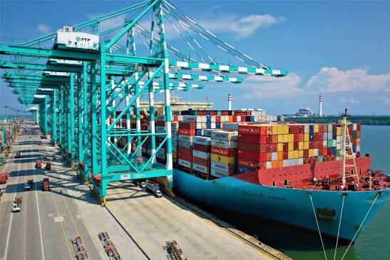 Quy Trình Luân Chuyển Lô Hàng Từ Kho Việt Nam Đến Cảng Indonesia
