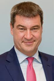 Markus söder (5 ocak 1967 doğumlu), 2018'den beri bavyera bakanı ve 2019'dan beri bavyera'daki hristiyan sosyal birliği (csu) lideri olarak görev yapan alman bir politikacı. Markus Soder Movies Age Biography