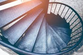 Bannister global es una agencia de comunicación, marketing y relaciones públicas, especializada en inbound marketing a través de hubspot. What Is The Cost Of A New Banister And Spindles In 2020 Checkatrade