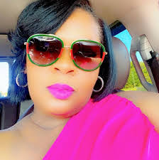 Sherri Razer's Instagram, Twitter & Facebook