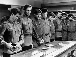 скачать фильм на телефон в бой идут одни старики Samym Lyubimym Voennym Filmom Rossiyane Nazvali V Boj Idut Odni Stariki