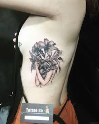 Tattoo là từ tiếng anh của từ hình xăm, là một hình thức nghệ thuật khắc vĩnh viễn lên da, mỗi hình xăm sẽ đi theo người mang nó đến suốt cuộc đời. Hinh XÄƒm Hoa Tuyá»‡t Ä'áº¹p á»Ÿ Ngá»±c Cho Hot Girl Tattoo Ga