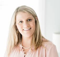 Kimberly Trask's Instagram, Twitter & Facebook