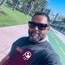 Photographer in Quepos for family photos?