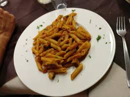 Si tratta poi di un pesce estremamente leggero. Pasta Pesce Spada E Melanzane Bild Von Ristorante Pizzeria Maga Mago Jesolo Tripadvisor