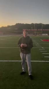 It would be much appreciated if i could possibly get a offer from @Texas  Football @Ohio State Football @Georgia Football @Alabama Athletics @LSU  @Clemson Football @Tennessee Football @Notre Dame ...