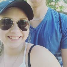 Riley Applegate (@applegate_riley)