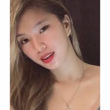 Elaine Estrada's Instagram, Twitter & Facebook