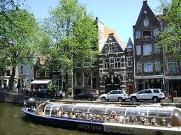 Los primeros ocupantes de estas tierras llegaron tras la retirada de los últimos glaciares, y. Amsterdam Holanda Picture Of Amsterdam North Holland Province Tripadvisor
