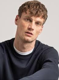 Max Bender's Instagram, Twitter & Facebook